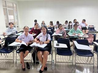 16. โครงการพัฒนาทักษะด้านภาษาอังกฤษ สำหรับนักศึกษาครู ชั้นปีที่ 3